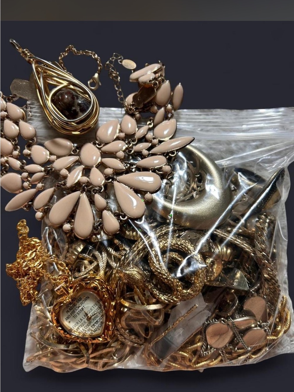 Mystery Jewelry jar Gold-Tone Beige Statement Bib Necklace - Women Jewelry